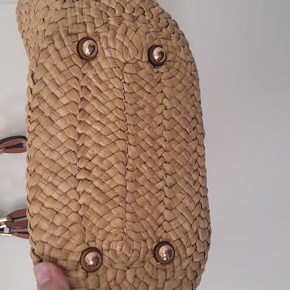 Michael Kors tote - Picture 3 of 9